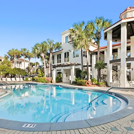 Community Pool, Hot Tub And Beach - Beach View